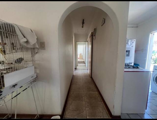 3 BEDROOM HOUSE FOR SALE IN GREENHILLS